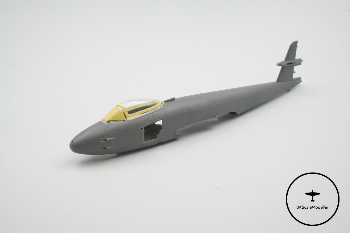 Airfix 1:48 Gloster Meteor F.8 / FR.9 Mask Set