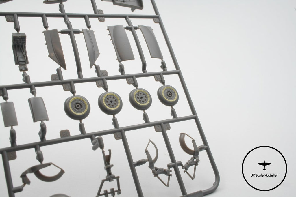 Airfix 1:48 Gloster Meteor F.8 / FR.9 Mask Set