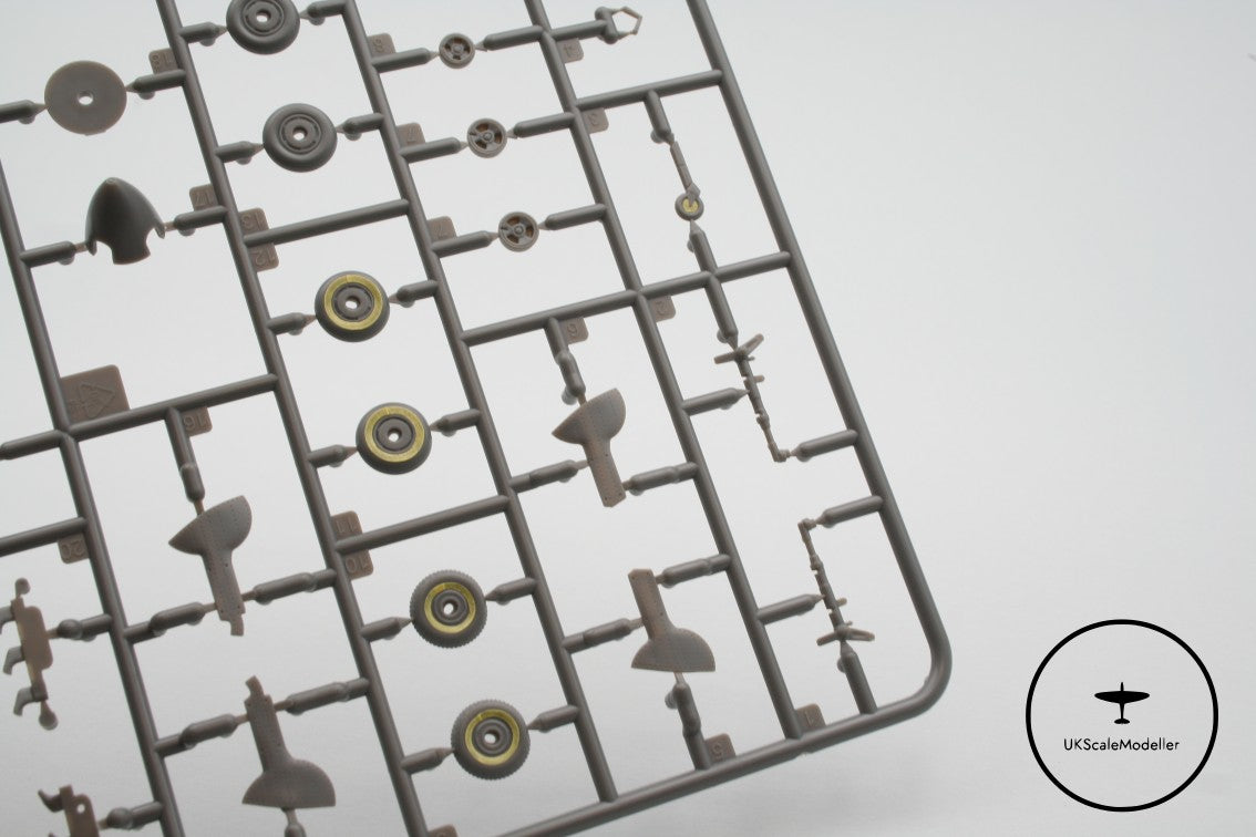 Airfix 1:48 Spitfire Mk.IXe Mask Set