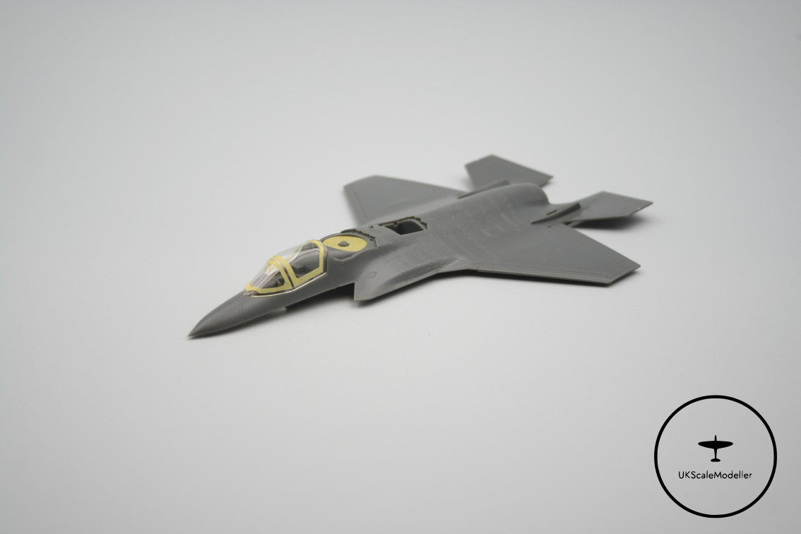 Airfix 1:72 F35-B Lightning II Mask Set