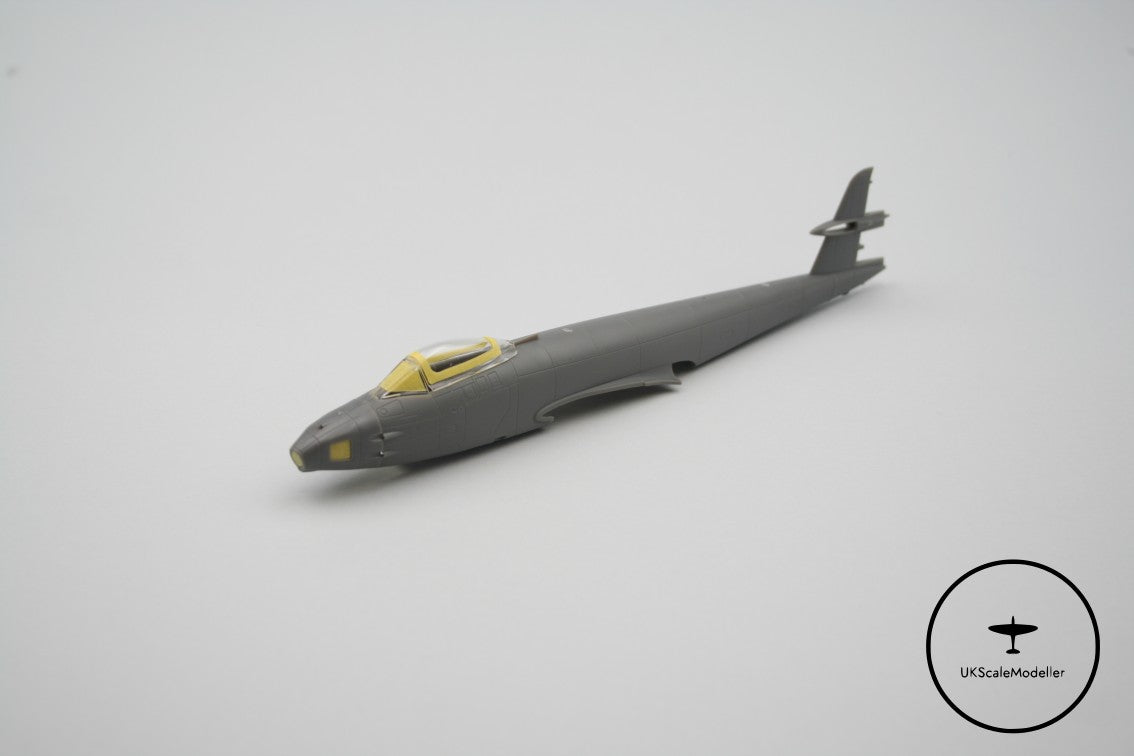 Airfix 1:72 Gloster Meteor F.8 / FR.9 Mask Set