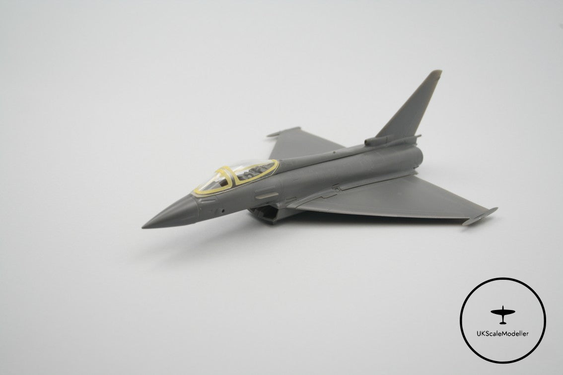 Airfix 1:72 Typhoon FGR.4 + Hawker Hurricane Mk.I Duo Mask Set